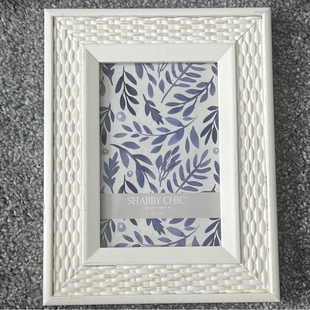 Shabby Chic White 4x6 Picture Frame Elegant Accent